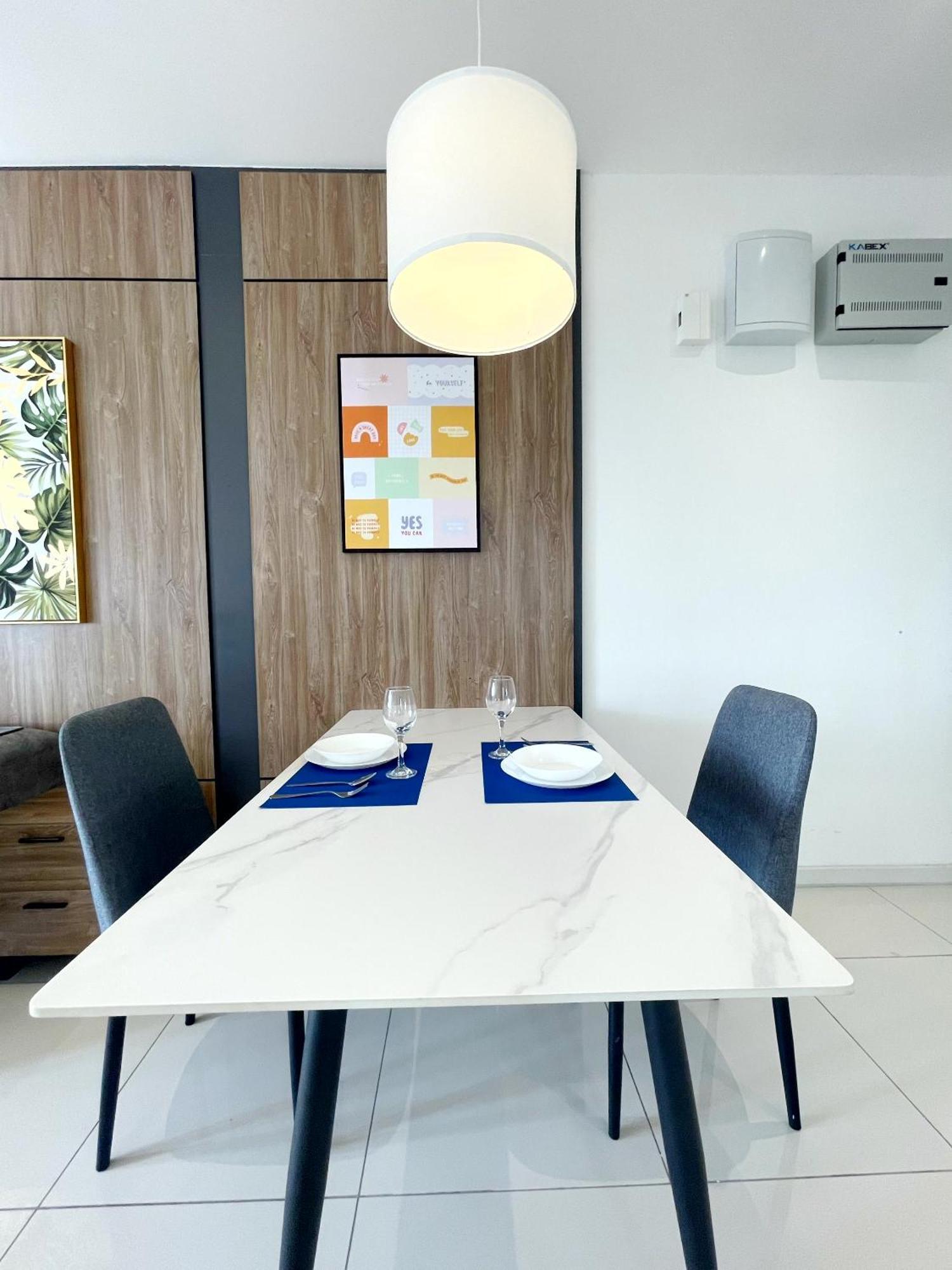 Horizon Suite Homestay, Klia By S&T Homez Sepang Extérieur photo